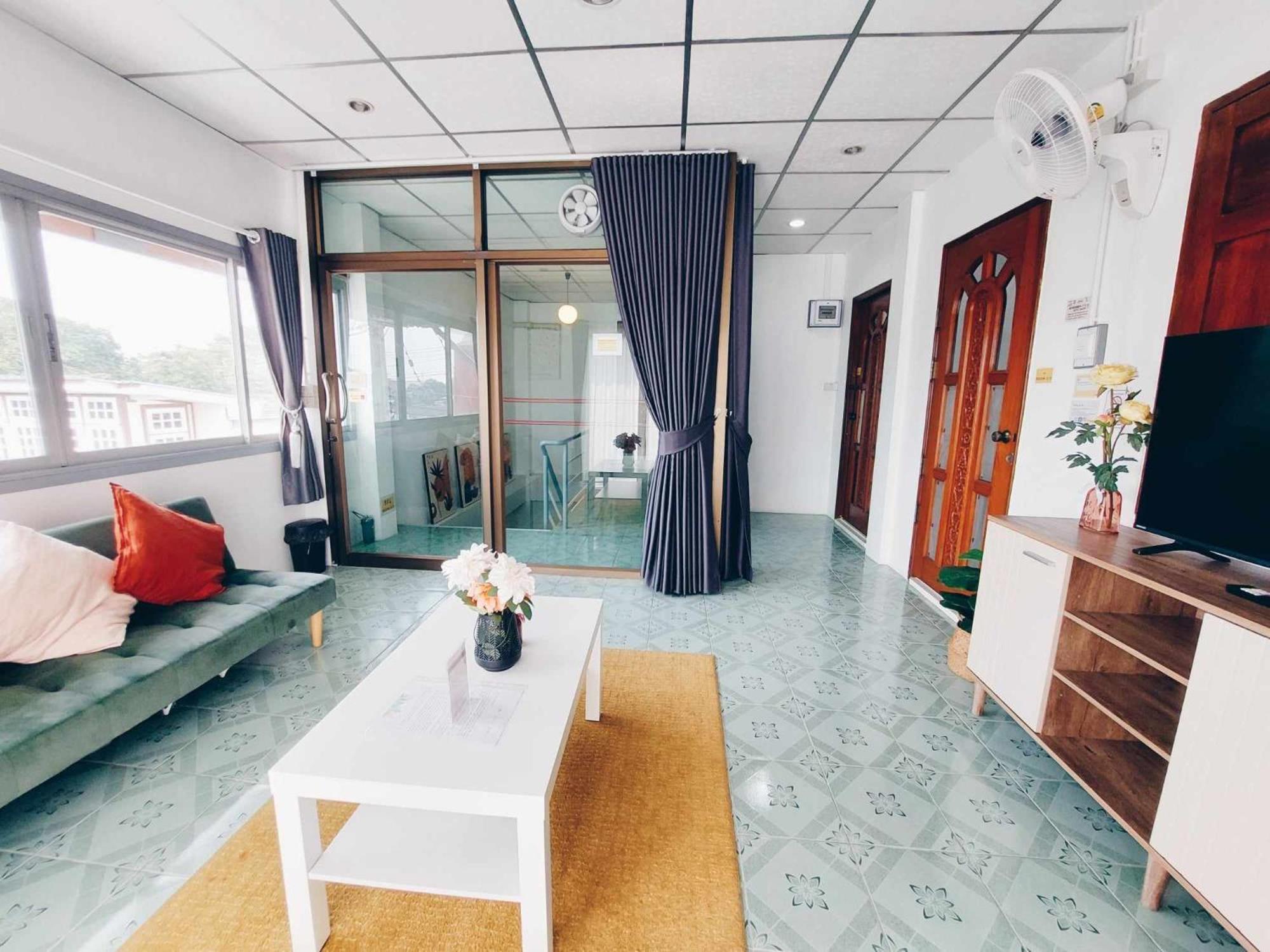 Hello Sunshine Hostel Phranakhonszi Ajutthaja Kültér fotó